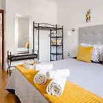 Jose & Ester House * Almada