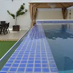 Homestay Jose & Ester House Almada