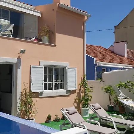 Jose & Ester House *