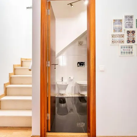 Jose & Ester House * Almada