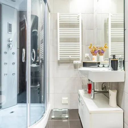 Jose & Ester House Almada